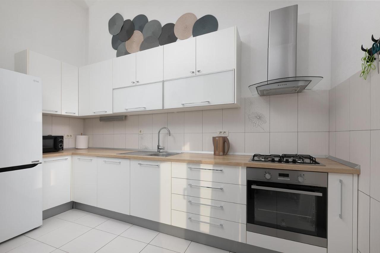بودغورا Apartment By The Sea المظهر الخارجي الصورة
